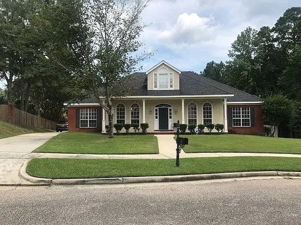 1821 Charlanda Ct S, Mobile, AL 36695