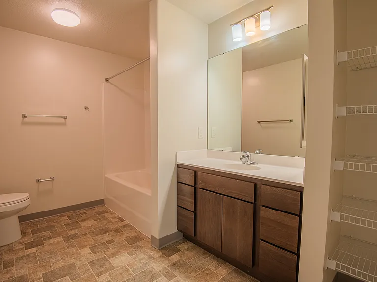 1st Avenue Flats — Photo 12