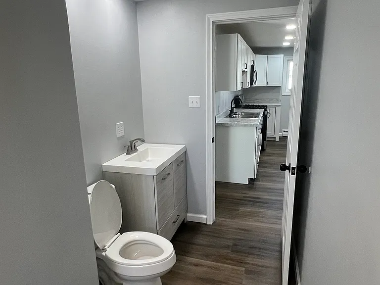 52 Hickory St — Photo 15