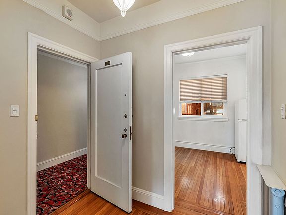 5th image of 3366 Pierce St APT 203