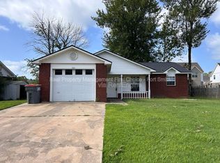 1911 Whippoorwill Dr, Greenwood, AR 72936