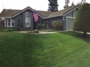 218 Quail Hollow Dr, Galt, CA 95632