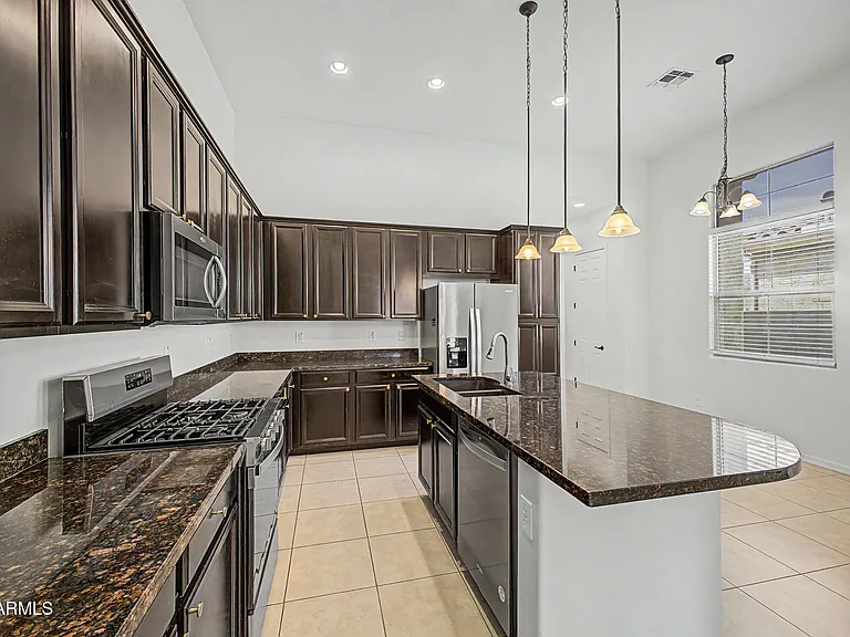14210 W Harvard St — Photo 6
