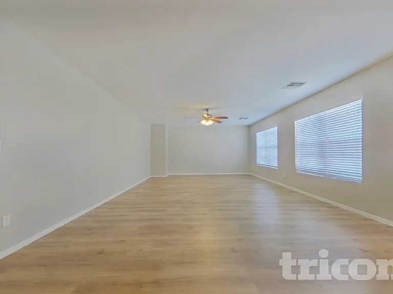 11755 W Cocopah St — Photo 3