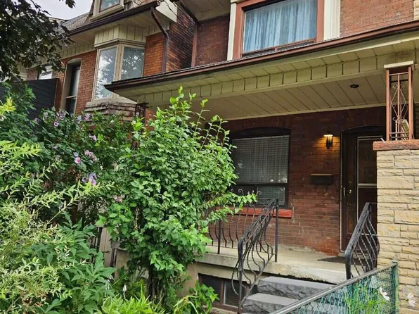 449 Pacific Ave, Toronto, ON M6P 2R3