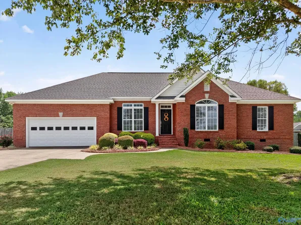 1120 Oakland Dr, Gadsden, AL 35901