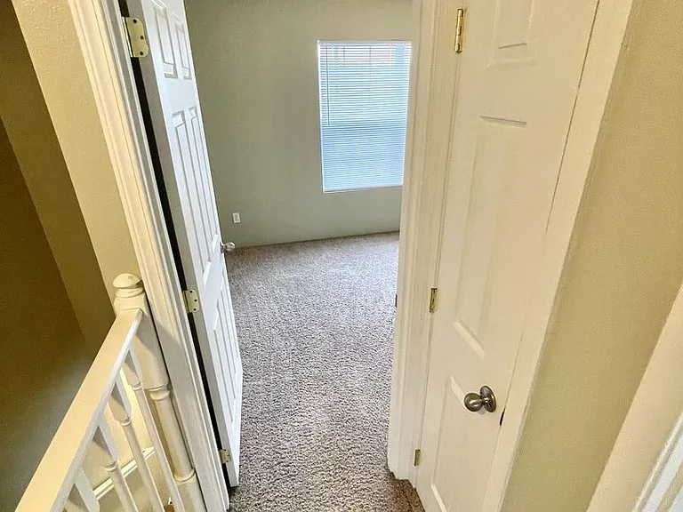 2278 Holabird Ave — Photo 13