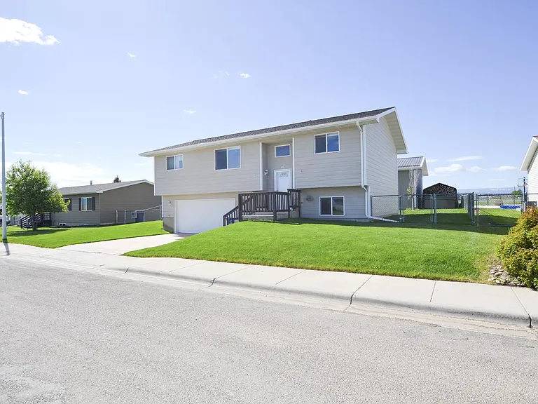 107 Sage Hen Dr — Photo 1