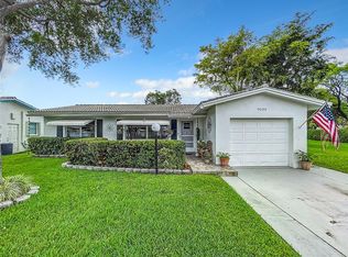 9030 NW 17th St, Plantation, FL 33322