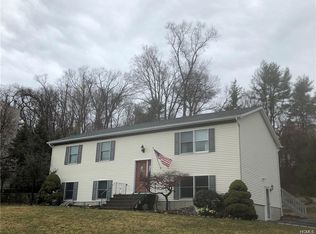 27 John F Kennedy Dr, Stony Point, NY 10980
