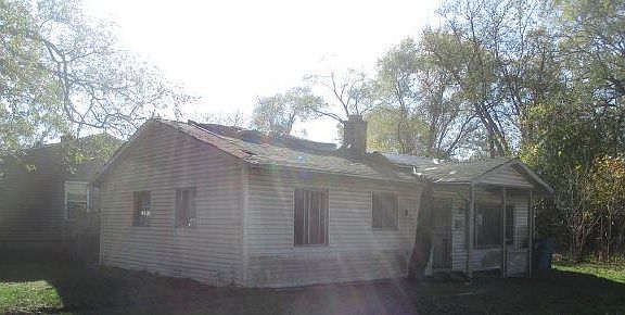 3rd image of 3906 Martin Luther King Dr