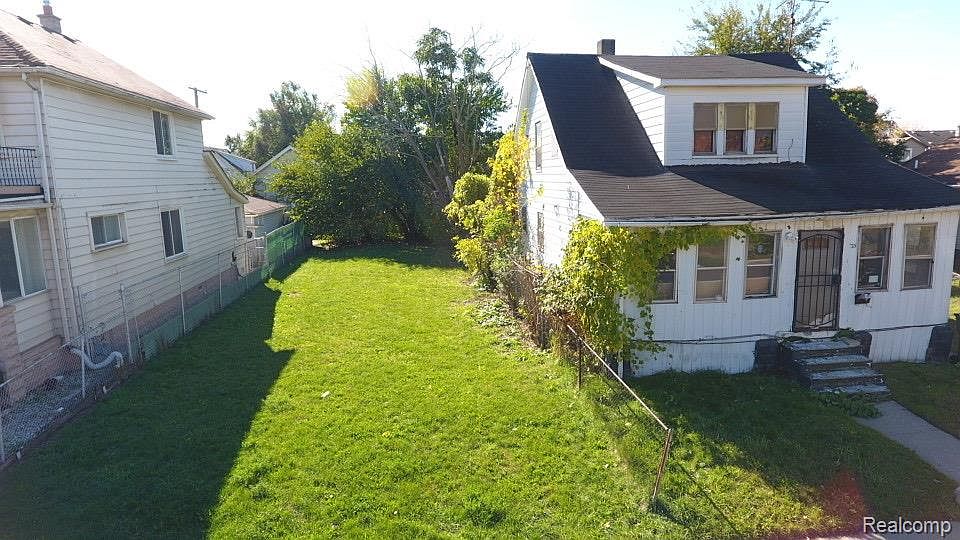 1st image of 19 Bell St