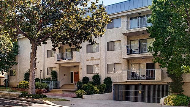 1st image of 350 S Oakland Ave Unit 211