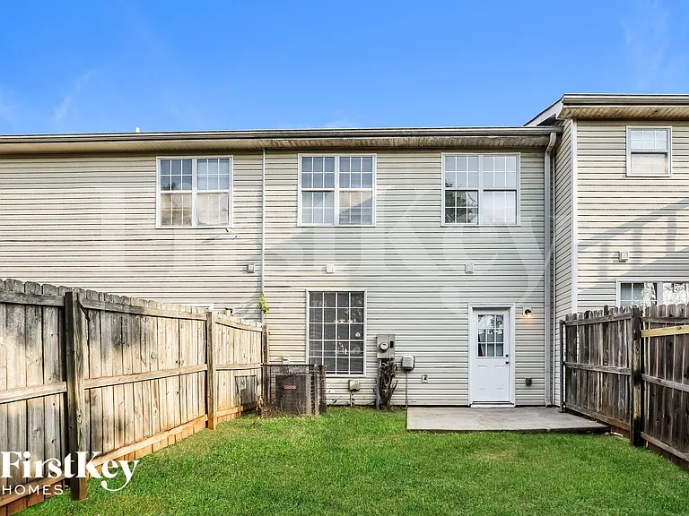 2411 Brianna Dr — Photo 18
