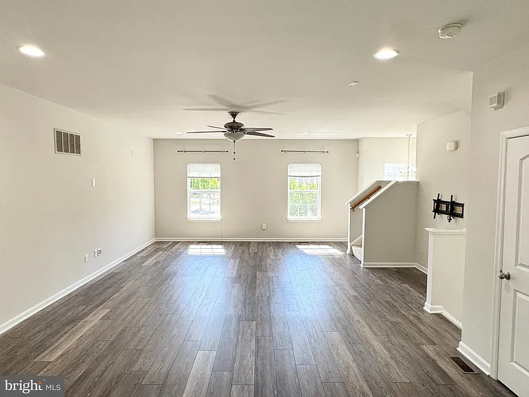 312 Wilkinson Dr #6 — Photo 5