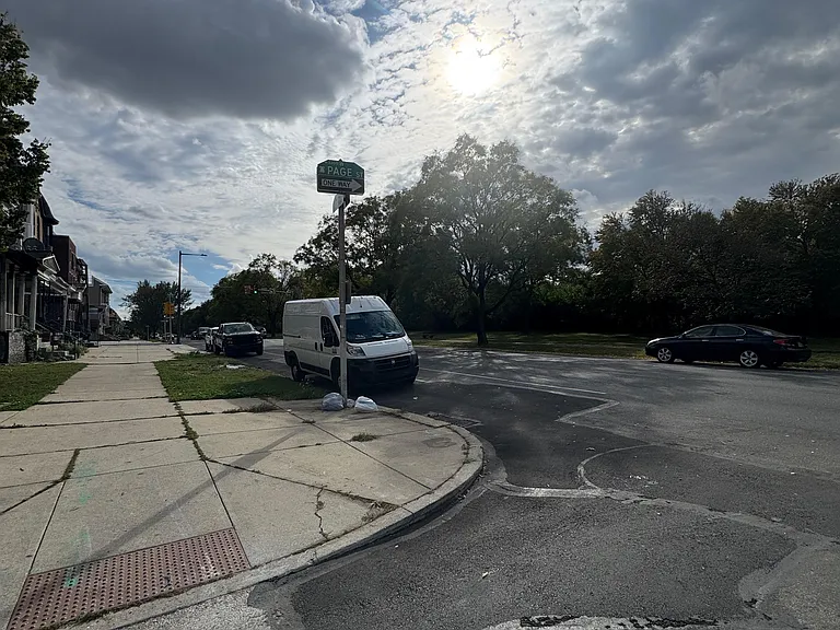 3237 Page St — Photo 5