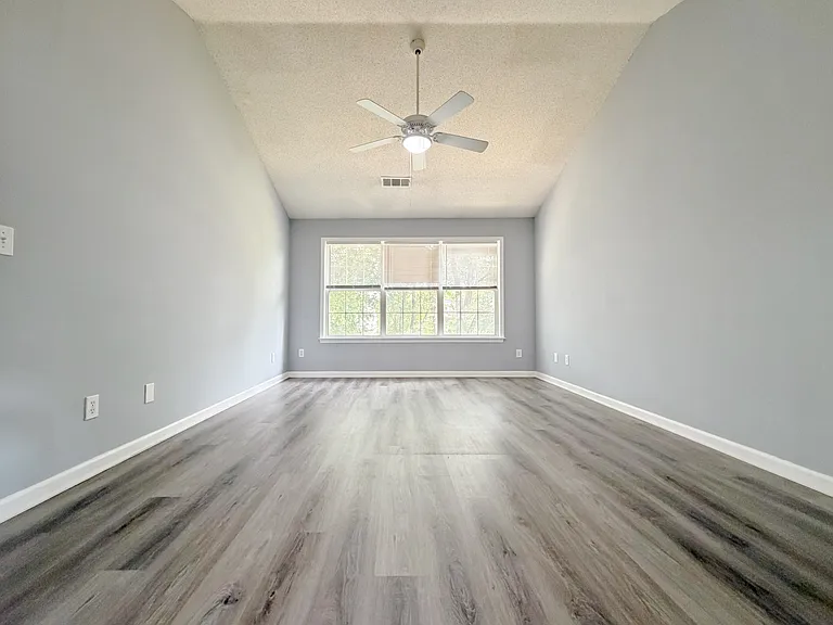 11545 Carriage Park Ln — Photo 18
