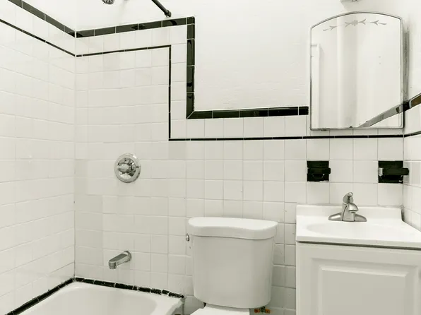 100 Newel Street image 10 of 12