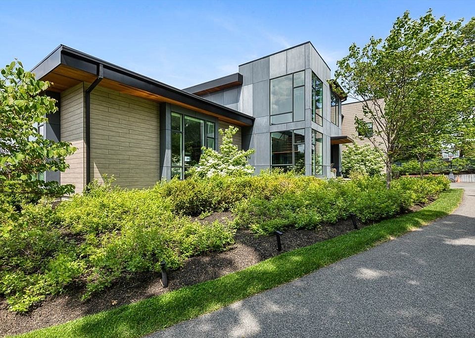 1st image of 85 Forbes Rd