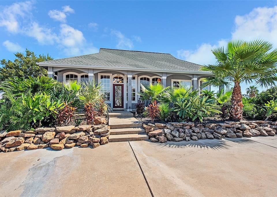 1st image of 323 Tiki Dr