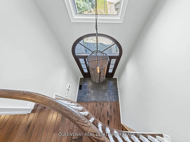 619 Culler Mews — Photo 10