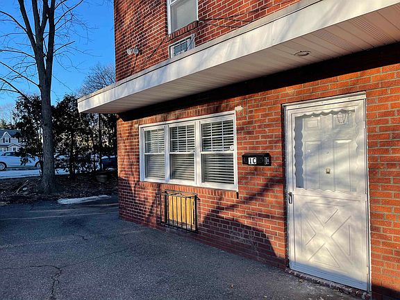 2nd image of 641 Franklin Ave APT 1C