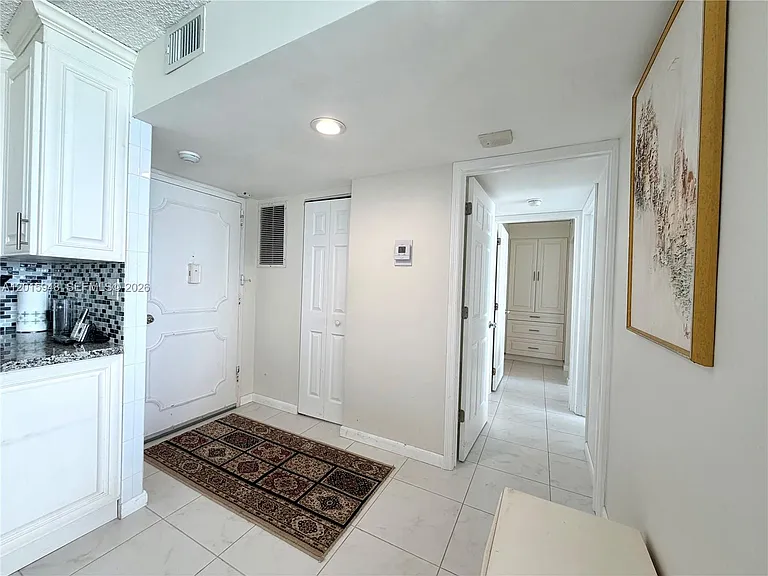 7135 Collins Ave #1214 — Photo 13