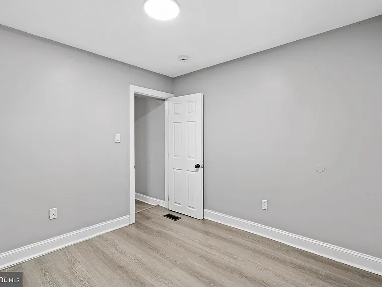 3109 Arbor St — Photo 12