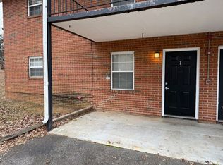 5540 N Broadway St APT 1, Knoxville, TN 37918