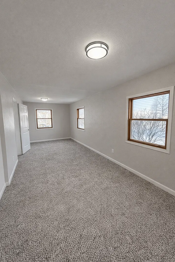 Newly Renovated 14315 Ledgewood Avenue — Photo 4