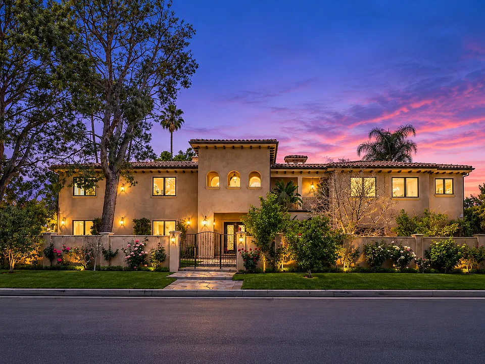 5427 Genesta Ave