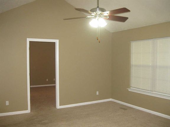 4th image of 2318 Medford Campbell Blvd