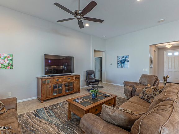 4th image of 16762 W SHERIDAN Street