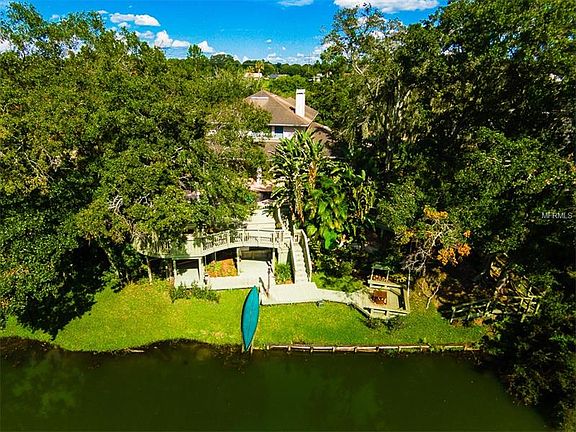 3rd image of 6071 Mountain Lake Dr