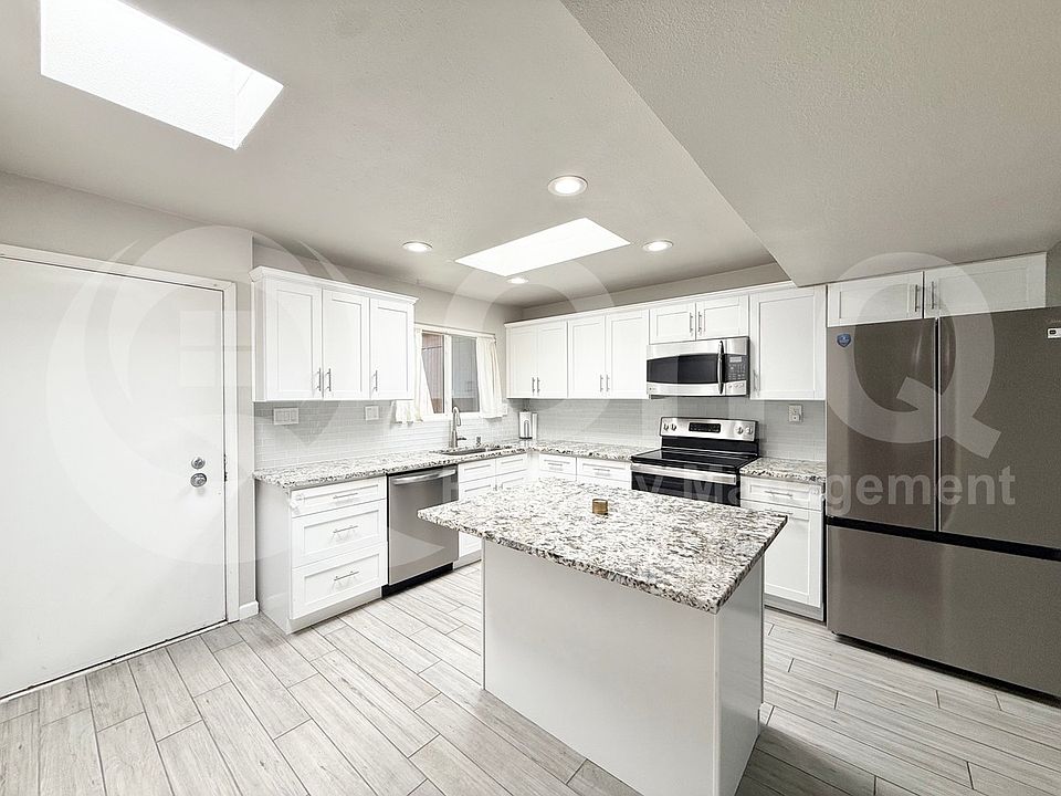 1st image of 3211 S College Ave