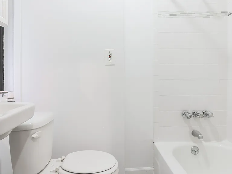127 E 102nd St #1 — Photo 13