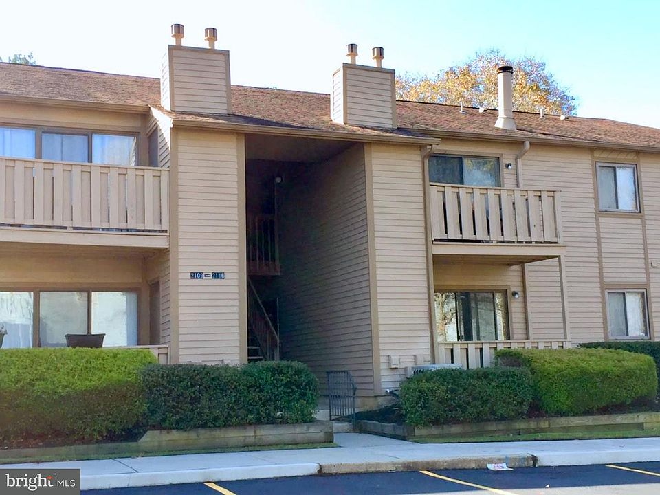 1st image of 2115 Woodhollow Dr #2115