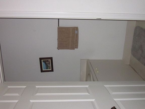 3rd image of 4038 Peppertree Dr