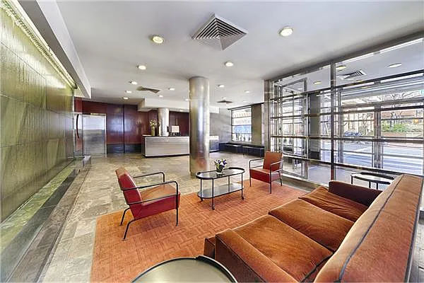 Rented by Park River | media 9