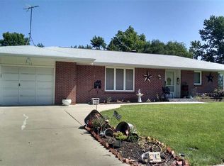 2112 High St, Beatrice, NE 68310