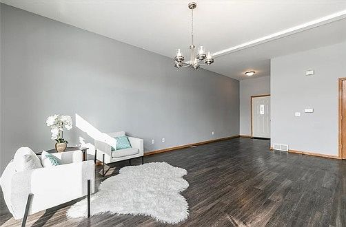 3rd image of 1559 Ponds Edge Ct