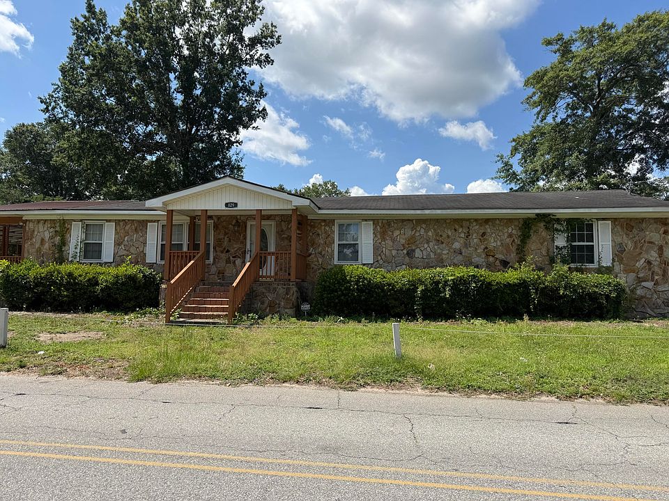 1st image of 829 Legare St