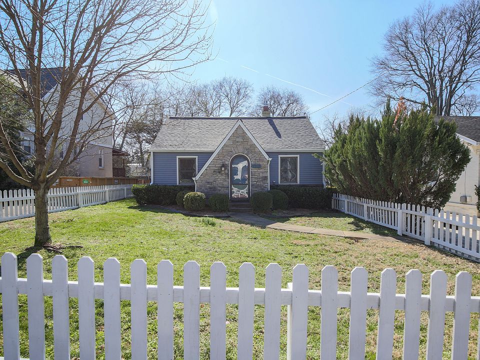 2nd image of 2509 Sunset Pl
