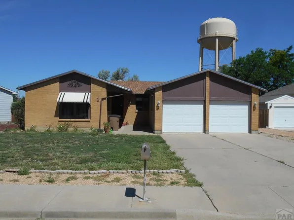 1 Chaparral Ct, La Junta, CO 81050