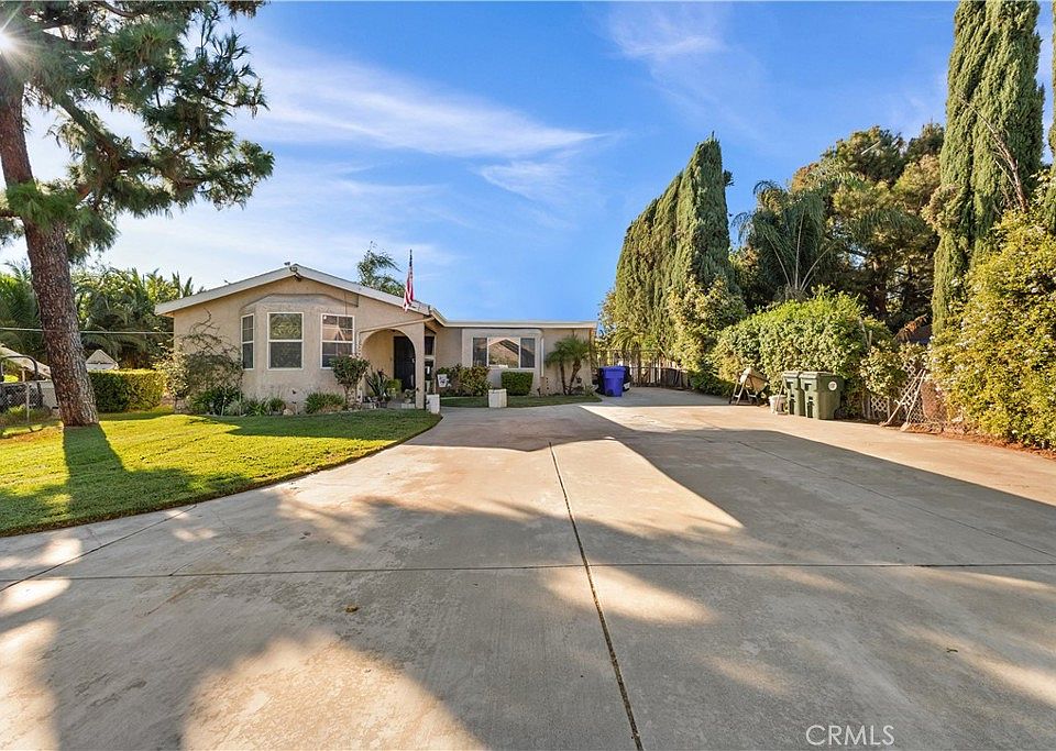 1st image of 4337 Riverview Dr