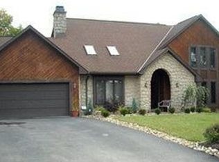 126 Oakwood Cir, Gibsonia, PA 15044