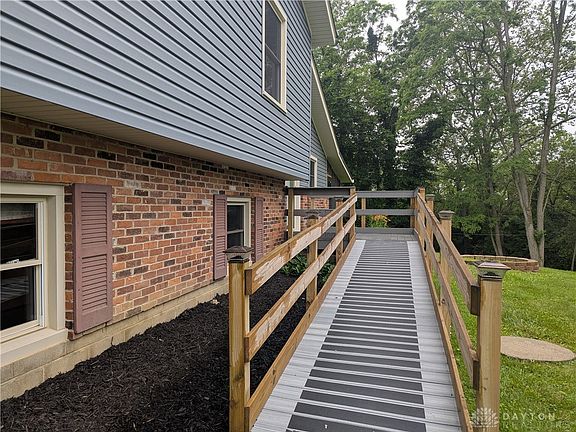 2nd image of 9901 Ballentine Pike
