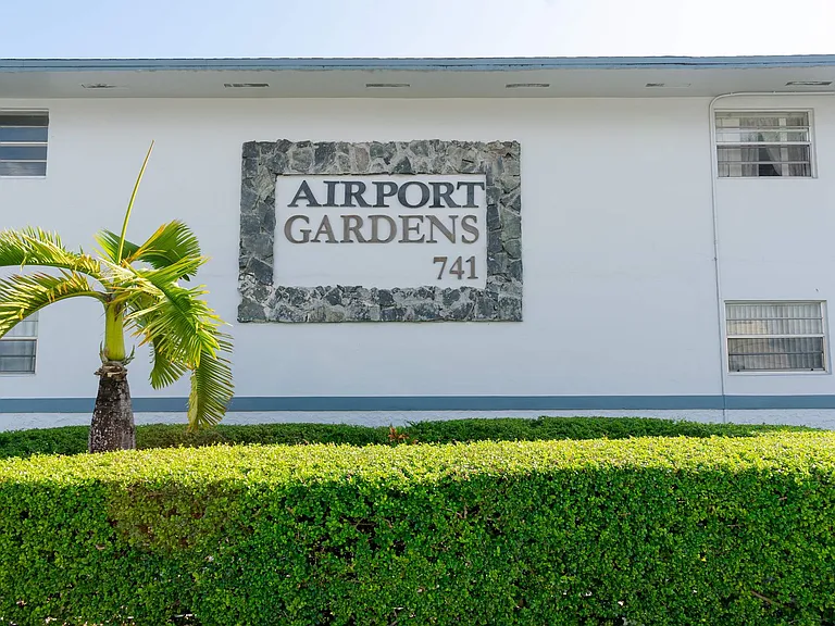 Airport Gardens, LLC — Photo 40