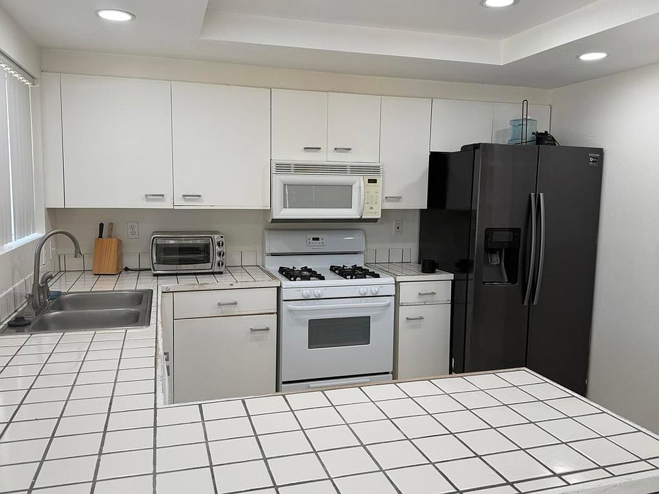 2nd image of 67420 Quijo Rd
