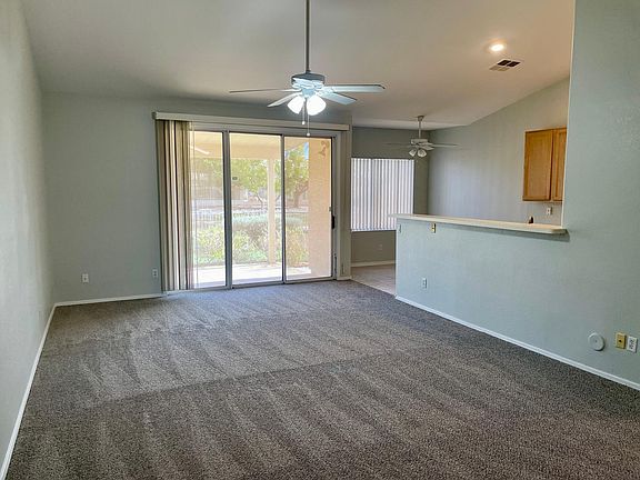 2nd image of 405 W Primoroso Dr